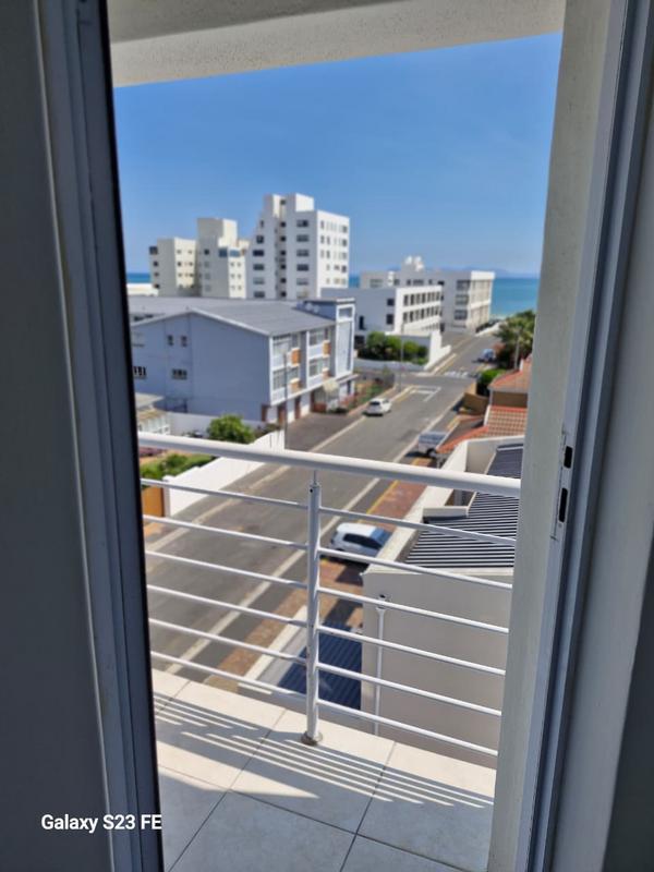 2 Bedroom Property for Sale in Strand Western Cape